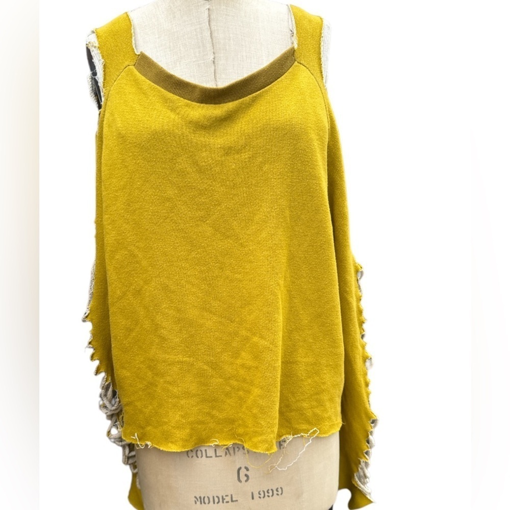 TOV Holy G cut out long sleeve blouse sz 38